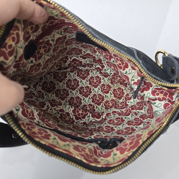 Emma Fox Flower Black Suede Purse - Picture 7 of 10